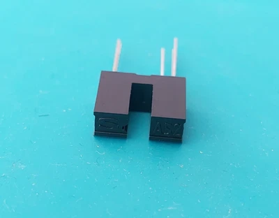 GP1A52HR - 3mm OPIC Photointerrupter 1.7mA 4.5V - 17V - Sharp - Image 1 of 4