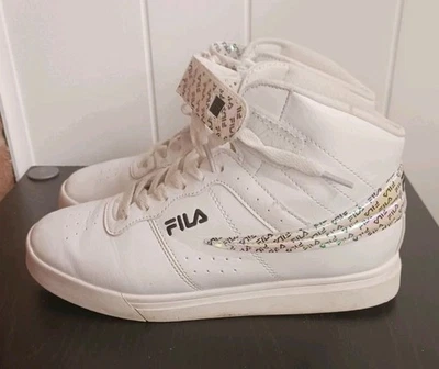 Zapatillas altas FILA para mujer con cordones con logotipo de neón imitación cuero blanco superior talla 5,5 Foto 1 de 4