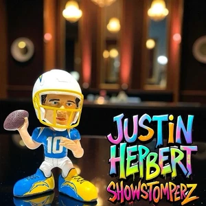 JUSTIN HERBERT Los Angeles Chargers "Showstopmperz" Mini NFL Bobblehead - Bild 1 von 8