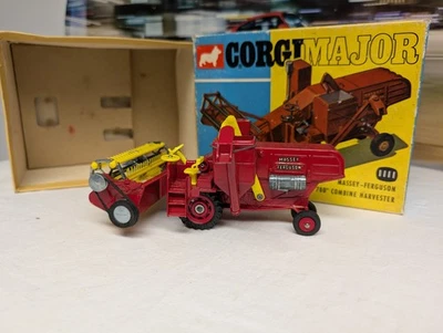 Corgi Toys 1111 Massey Ferguson Combine Harvester Vintage Original Modelcar - Bild 1 von 4