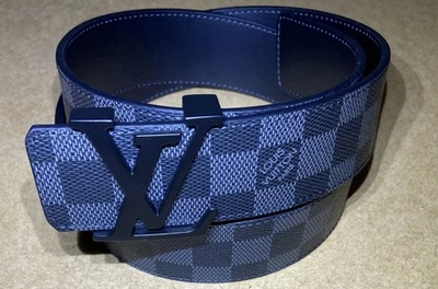 Cinturón Louis Vuitton Damier Grafito M9808 Hebilla Negra - Talla 38 (Se adapta a 35-39) Foto 1 de 4