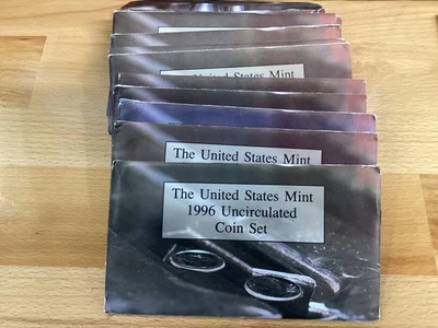 1996-PD US Mint Set Brilliant Uncirculated Lot of 12 Sets No "W" Dime   E1637 - Image 1 of 4