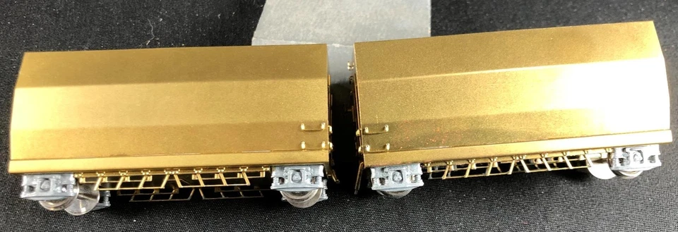 NWSL BRASS ARTICULATED HO PAIR END UNITS HOPPER CARS NEW IN BOX   BIN A - Image 1 of 1