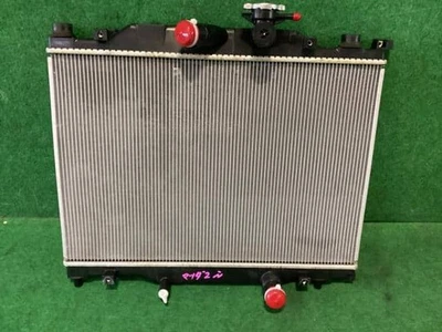 Radiador MAZDA Mazda2 2019 6BA-DJLAS P58H15200 [Usado] [PA120318451] Foto 1 de 3