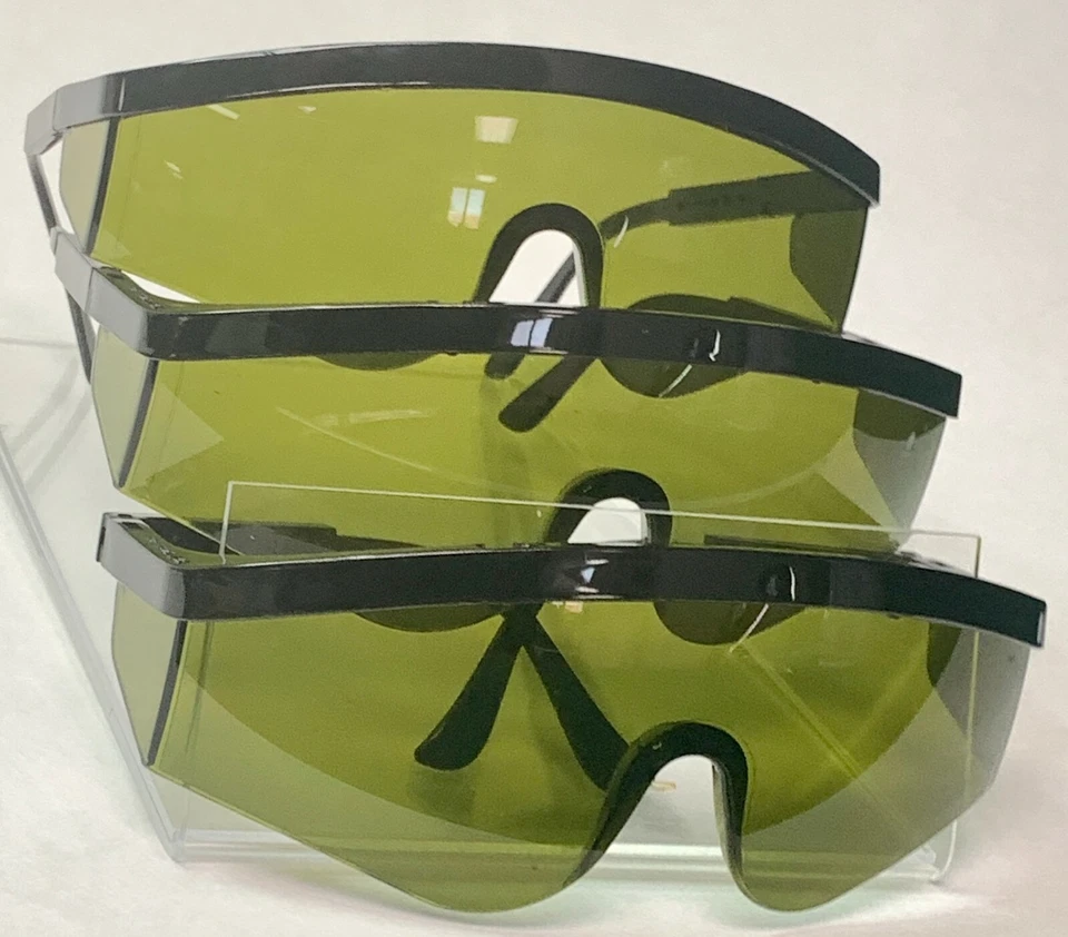 Escudo de seguridad UV GAFAS DE SOL GAFAS DE SEGURIDAD Tripulaciones Medallón Temblor Foto 1 de 1