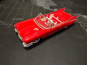 Spark 1959 Cadillac Eldorado Biarritz Convertible Cabrio Red 1/43 - Picture 1 of 4