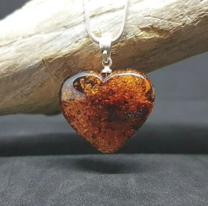 3,8 Gramm schöner echter baltischer Bernstein Cognac Herz Anhänger - Bild 1 von 9