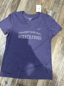 NWT Women's Fashion Vneck Tshirt - TCU Horned Frogs - Medium - Picture 1 of 3