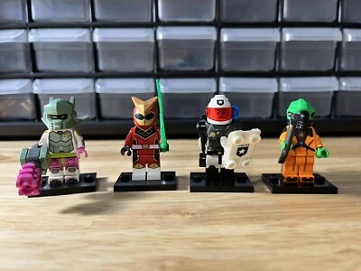 Lote de 4 minifiguras Lego (Space Men) (Alien) Foto 1 de 4