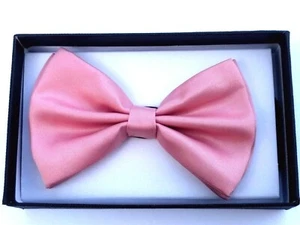 Nuevo esmoquin Blush Boda Rosa PreTied Pajarita Satén Pajarita Ajustable - Imagen 1 de 3
