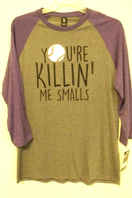 Camiseta de béisbol para hombre talla M gris púrpura Your Killin Me Smalls District nueva Foto 1 de 3