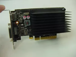 EVGA GEFORCE GT 720 PCI-E GRAPHICS VIDEO CARD - Picture 1 of 3