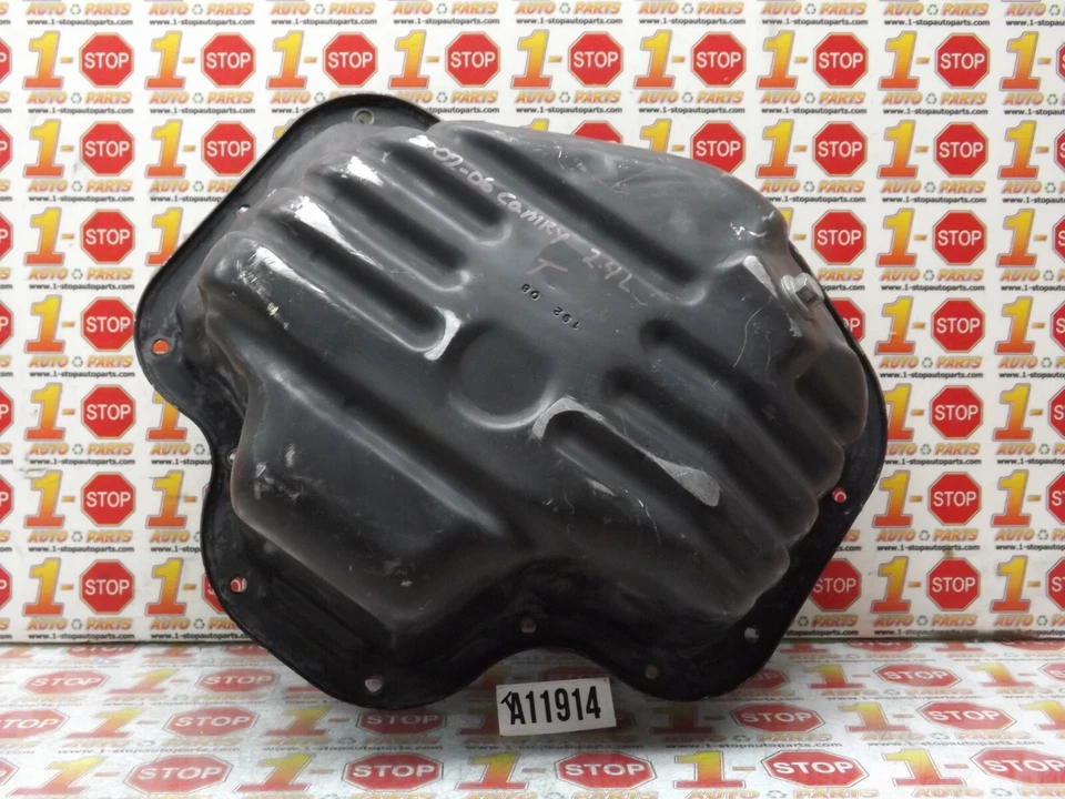 Toyota Camry 2002-2006 2,4 L cárter de aceite inferior 12101-0H010 OEM Foto 1 de 4