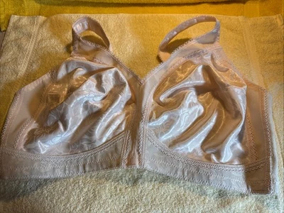 Playtex 4693 18 Hour Original Comfort Strap NO WIRE Bra 44D Beige EXC FR/SHP - Image 1 of 4