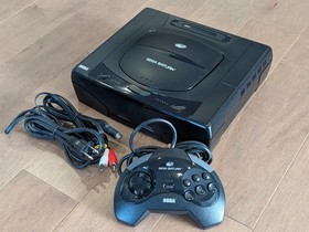 Sega Saturn Console MK-80000 - Bundle - w/ Controller - TESTED & Working ! Clean