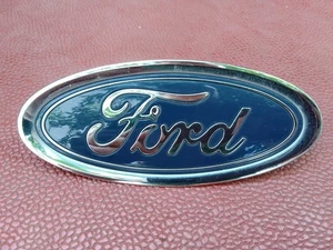 FORD PUMA MK2 FOCUS MK4 FIESTA MK8 Logo Emblem/Badge Emblem/Stem C1BB8B262AA - Picture 1 of 5