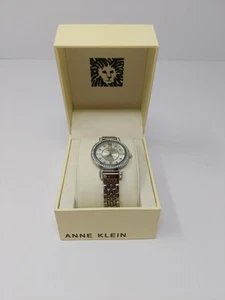 Anne Klein Damen Silberfarbene Kristall Akzent Dress Watch mit Geschenkbox Neu - Bild 1 von 5