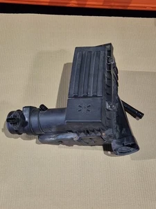 VW Golf MK5 04-09 Air Filter Box Housing & MAF Sensor 1K0129620D 074906461B - Picture 1 of 8