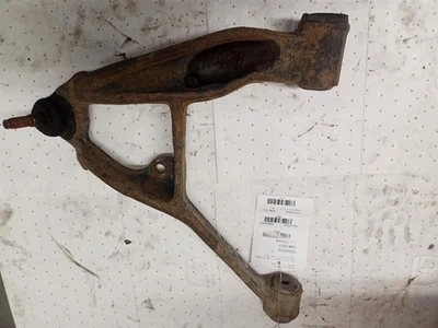 Brazo de control inferior izquierdo conductor delantero Chevrolet Silverado 3500 2001 9516047 Foto 1 de 4