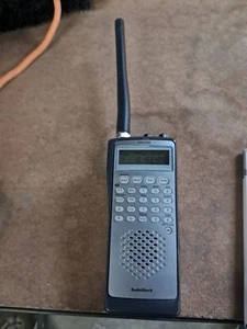 RadioShack PRO-528 1000-Channel Triple-Trunking Radio Scanner Works - Photo 1/5