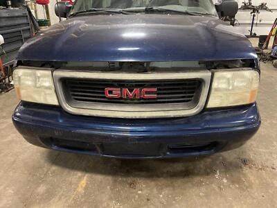 Parrilla delantera usada se adapta a: GMC S10/S15/SONOMA 2002 GMC gris grado delantero A Foto 1 de 4