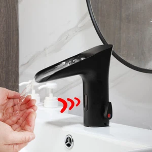 Rubinetto bagno sensore automatico nero beccuccio cascata 1 foro rubinetto miscelatore touchless - Foto 1 di 14