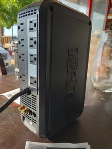 Tripp Lite UPS: SMART1000LCD - Photo 1/3