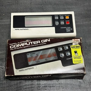 Ginebra para computadora Mattel Electronics de colección 1979 ¡Videojuego portátil probado! con caja - Imagen 1 de 5