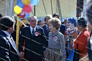 Frank Sinatra Nancy Reagan First Lady 1982 Original Globus 35mm Foto Dia - Bild 1 von 1