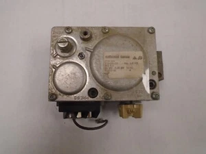 Robertshaw Grayson 71D-01B-002 C64235-01 Furnace Gas Valve - USED - Picture 1 of 4