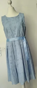 Elegantes Sommerkleid von APART – Neu mit Etikett – Gr. 42 – Hellblau- - Bild 1 von 5