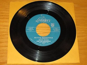 NOVELTY 45 RPM - THE CHIPMUNKS - LIBERTY 55179 - "ALVIN'S HARMONICA" - Bild 1 von 1