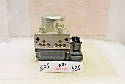 Módulo de control de bomba de freno antibloqueo ABS Nissan Juke 2012-2014 476601KC3B 5P5 685  Foto 1 de 4