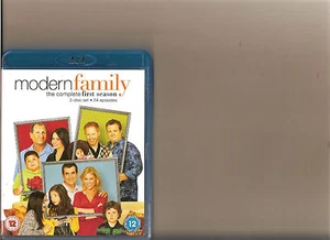 MODERN FAMILY COMPLETE SERIES 1 BLURAY / BLU RAY 24 EPISODES - Picture 1 of 1