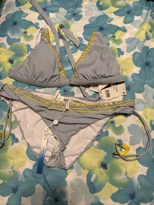 Biquíni novo com etiquetas Lucky Brand top e hipster tamanho borlas grandes - Imagem 1 de 4