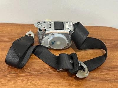 2013 - 2017 HONDA ACCORD SEDAN SEATBELT FRONT SEAT BELT LEFT DRIVER SIDE OEM LH - Image 1 of 4