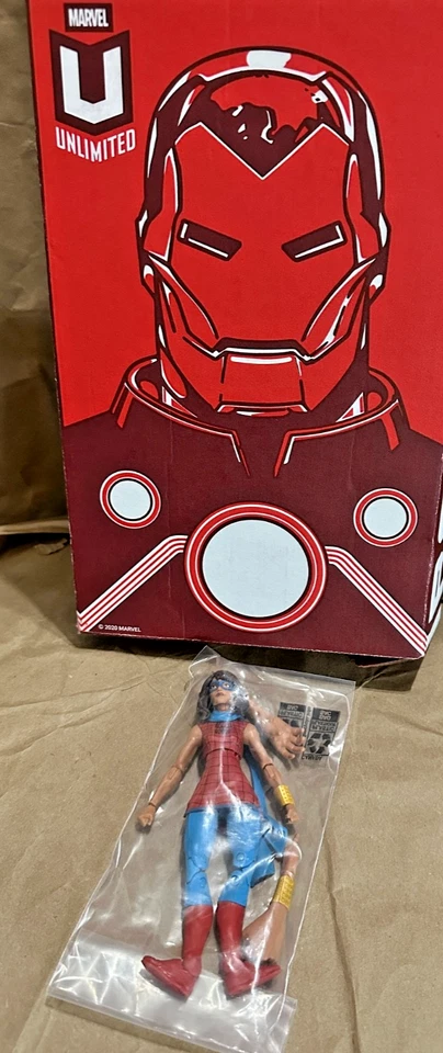 Marvel Legends MS MARVEL KAMALA KHAN Unlimited EXCLUSIVE SPIDER-MAN COSTUME - Image 1 of 4