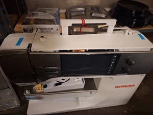 Bernina B770QE Sewing Machine - Picture 1 of 3