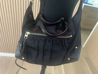 BOLSO DE HOMBRO MZ WALLACE NEGRO MEDIANO JOSIE SATCHEL CAQUIS BEDFORD Foto 1 de 4