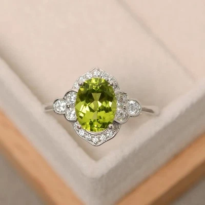 1.80 Ct Oval Natural Peridot & Diamond ,VS1, Wedding Ring 14K White Gold Sz 6 - Image 1 of 4