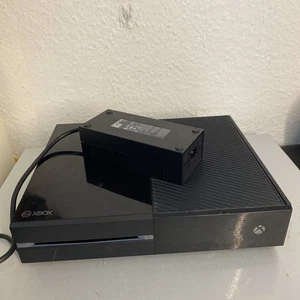 Xbox One 500GB Konsole – Nur mit Netzteil, ohne Controller - Bild 1 von 4