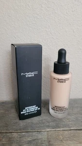 MAC Waterweight SPF 30 Foundation Broad Spectrum - NW20 - 1oz/30ml NIB Full Size - Picture 1 of 4