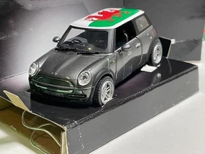 Corgi BMW Mini-Cooper Welsh top 2006 Limited Edition 1:36 "New" - Picture 1 of 13