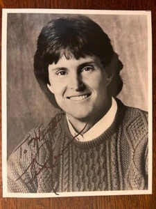 Stunning Vintage 8x10 Signed Photo of Youthful '76 Olympic Champion Bruce Jenner - Picture 1 of 3