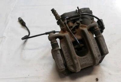 Pinza de freno trasera derecha y soporte 34216793042 OEM BMW 535i 528 F10 2011-16 Foto 1 de 4