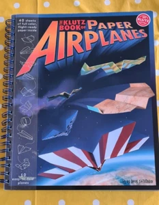 Das Klutz Buch der Papierflugzeuge - 10 einfach zu faltende Flugzeugmuster - Bild 1 von 4
