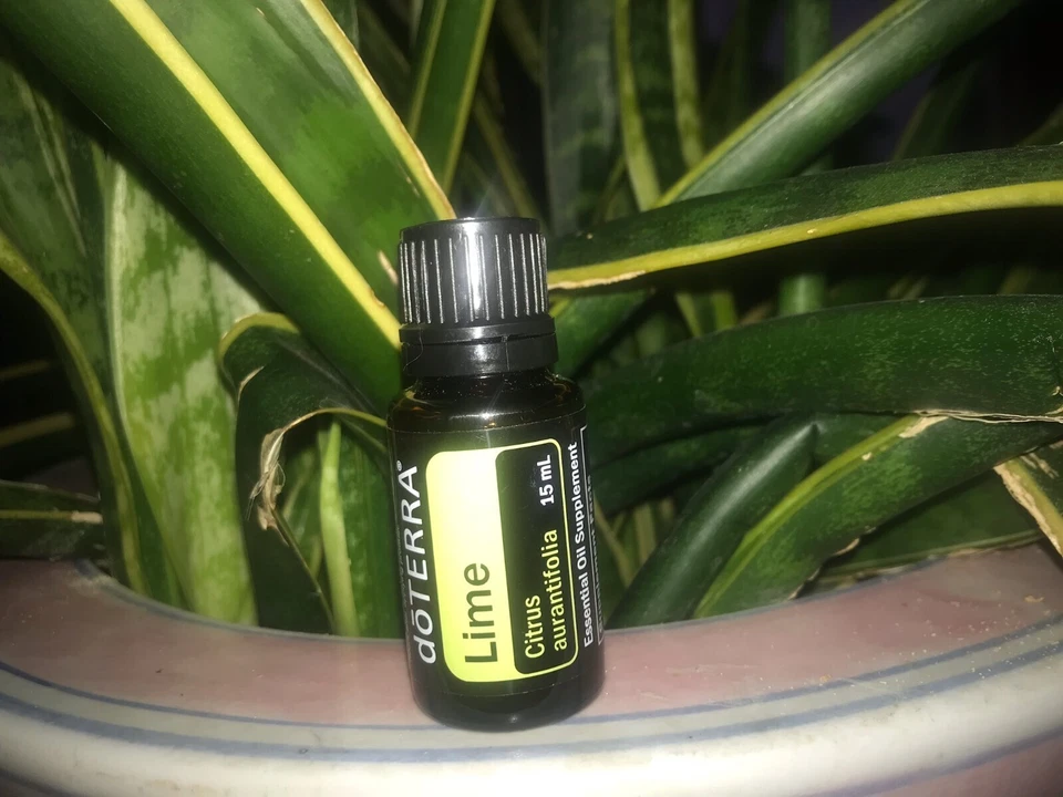 Aceite esencial de lima doTERRA 15 ml NUEVO Y SELLADO caducidad 02/30 Foto 1 de 1