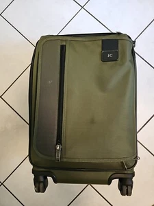 Tumi Merge International Carry On Luggage Expandable Green - Picture 1 of 9