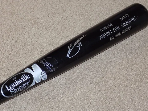 Andrelton Simmons H&B M9 Maple Signed Game Bat Atlanta Braves Angels Cover