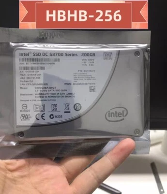 Intel SSD DC S3700 Series 200GB SSDSC2BA200G3 2.5"6Gb/s SATA Solid State Drive - Image 1 of 2